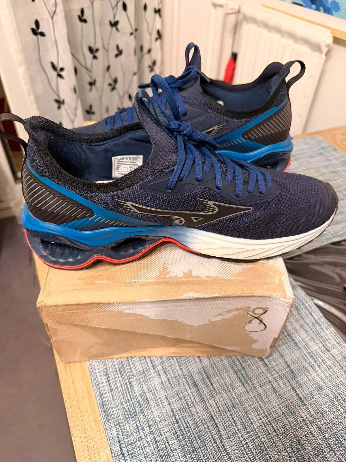 Mizuno Wave Invictus 3 – MIZUNO – taille 46 5