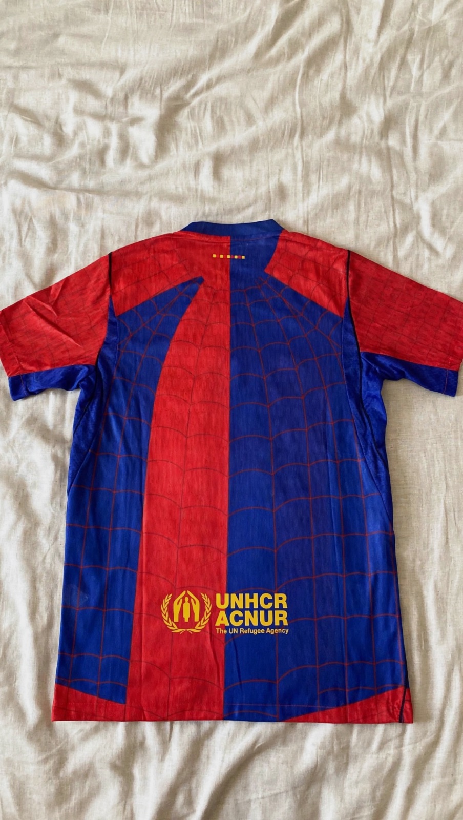 maillot barcelone x spiderman  – Nike – taille M 2