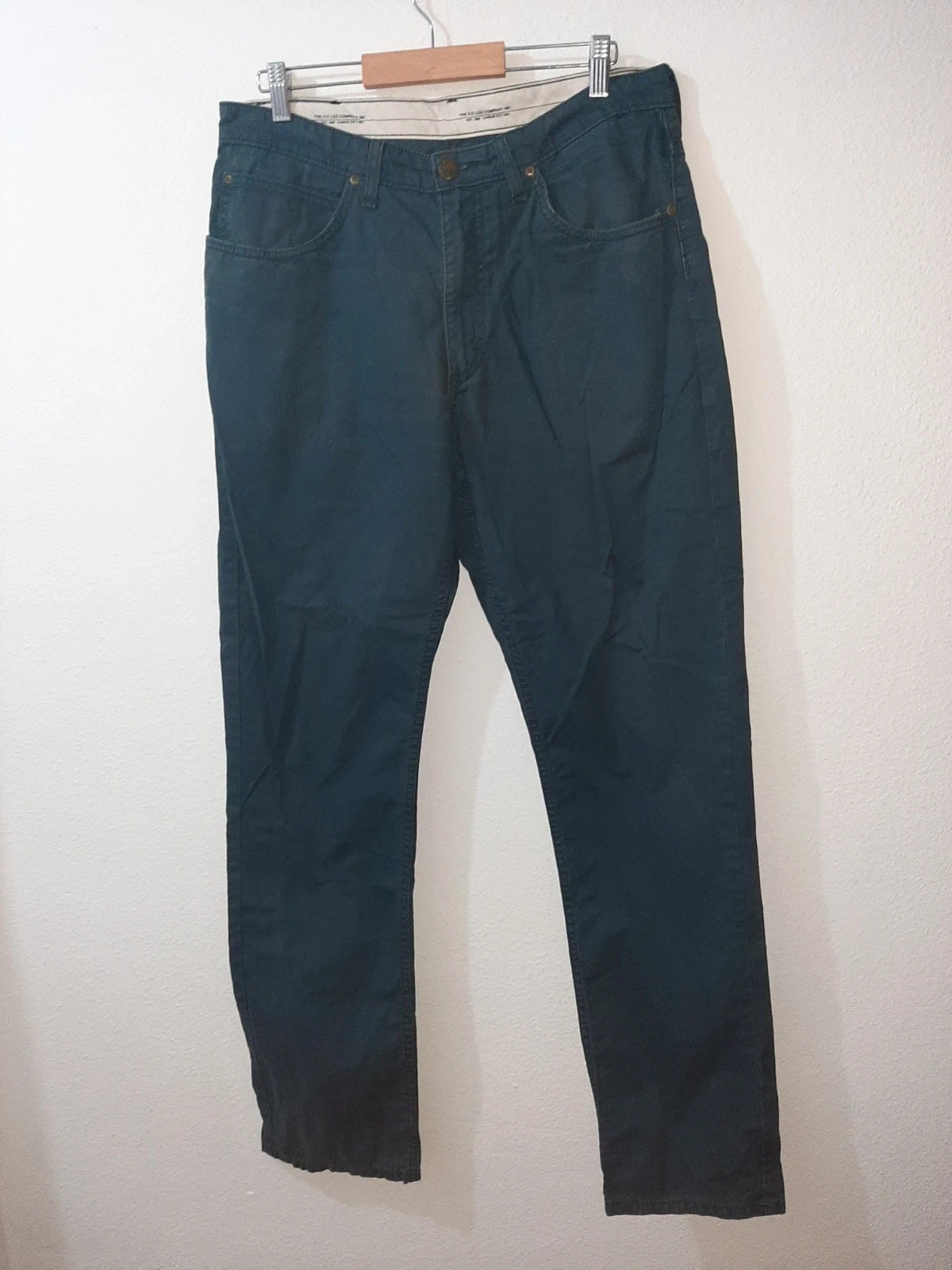 Pantalones Lee