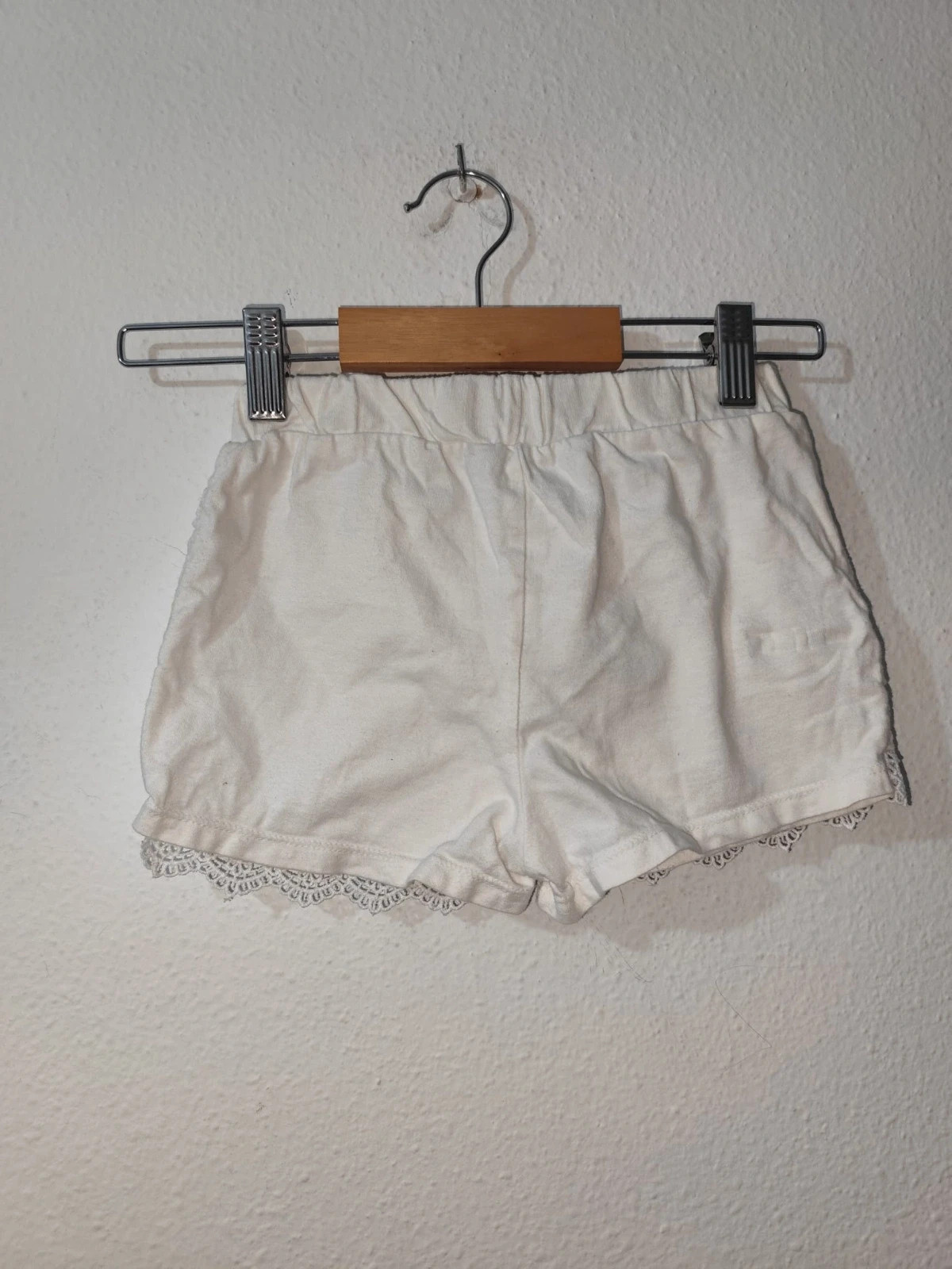 Short blancos – Primark – taille 6 ans / 116 cm 2