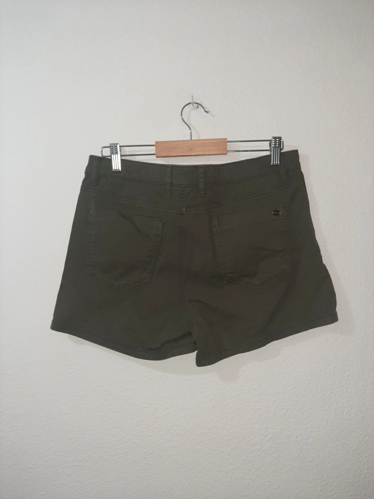 Short Stradivarius – Stradivarius – taille M / 38 / 10 2
