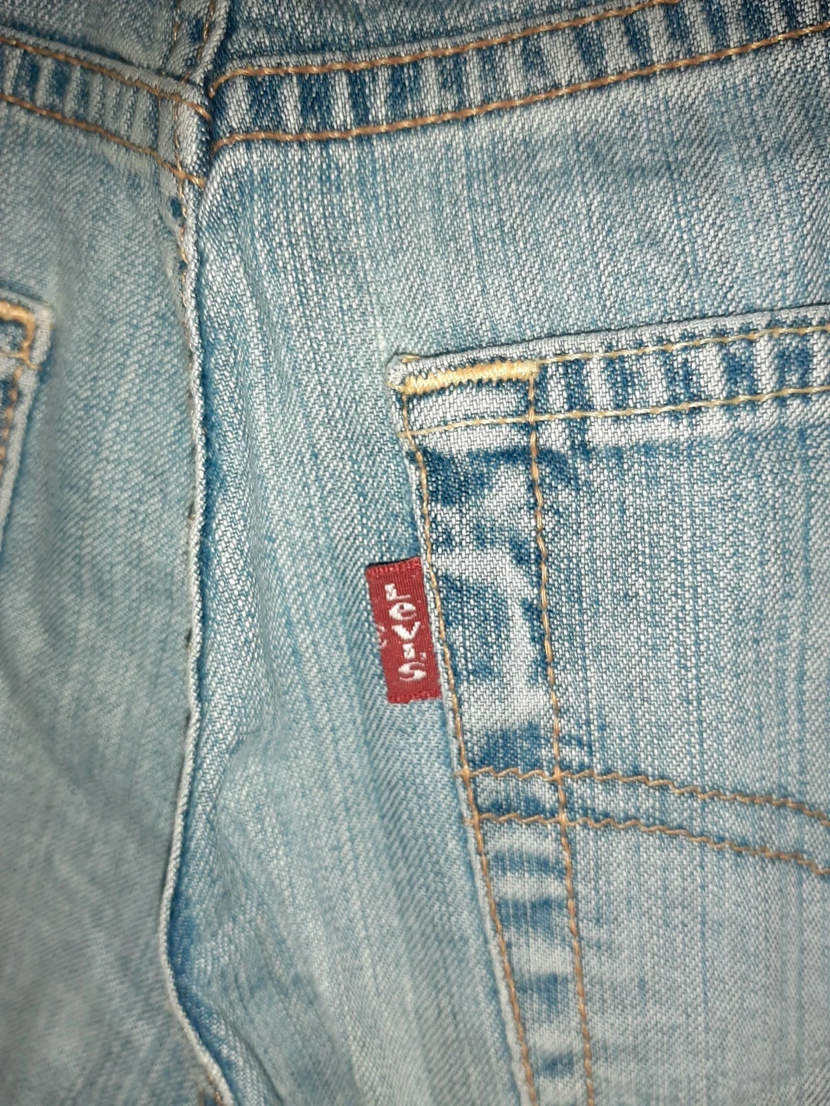 Short Levis – Levi's – taille S / 36 / 8 4