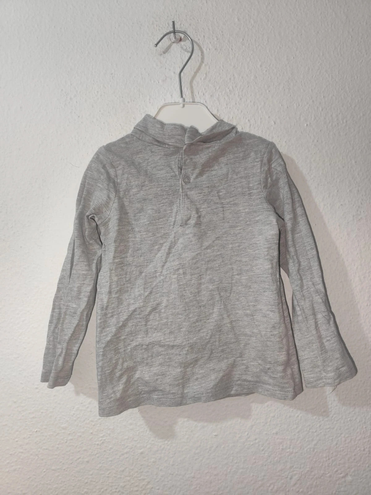 Camiseta gris – TEX – taille 24-36 mois / 92 cm 2