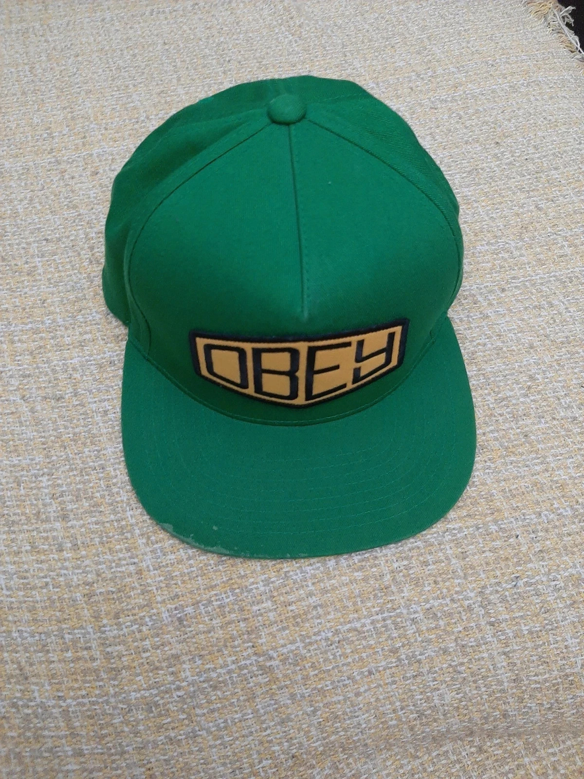Gorra Obey