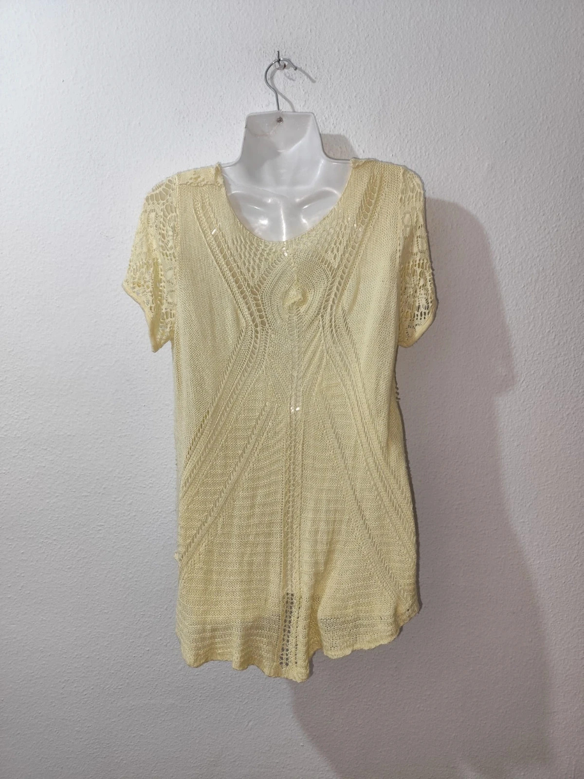 Blusa amarilla – taille L / 40 / 12 2