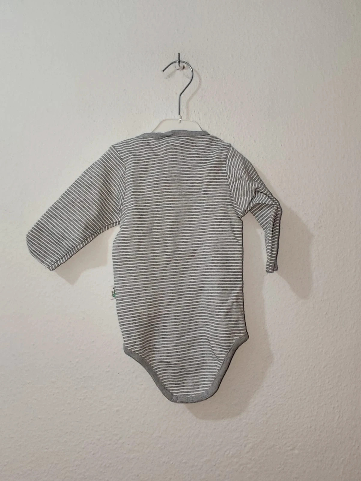 Body gris – taille 9-12 mois / 74 cm 2