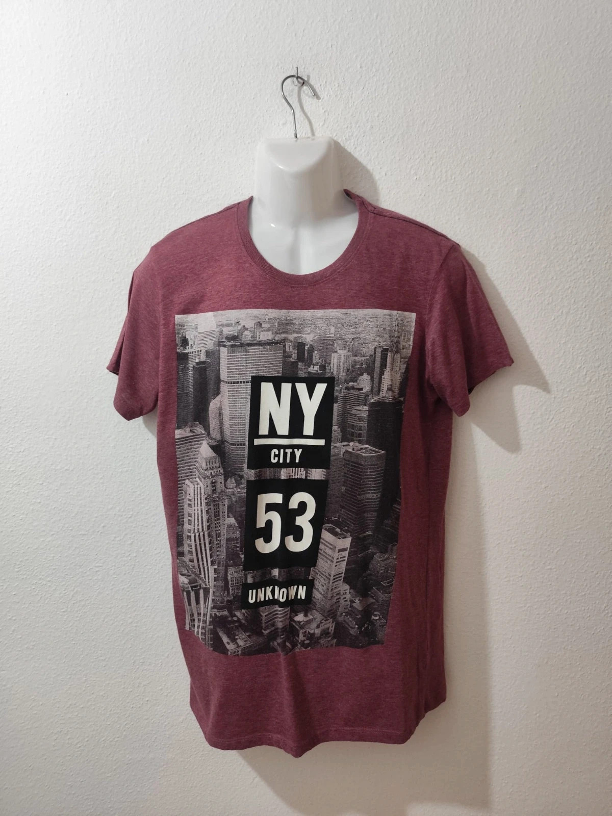 Camiseta granate