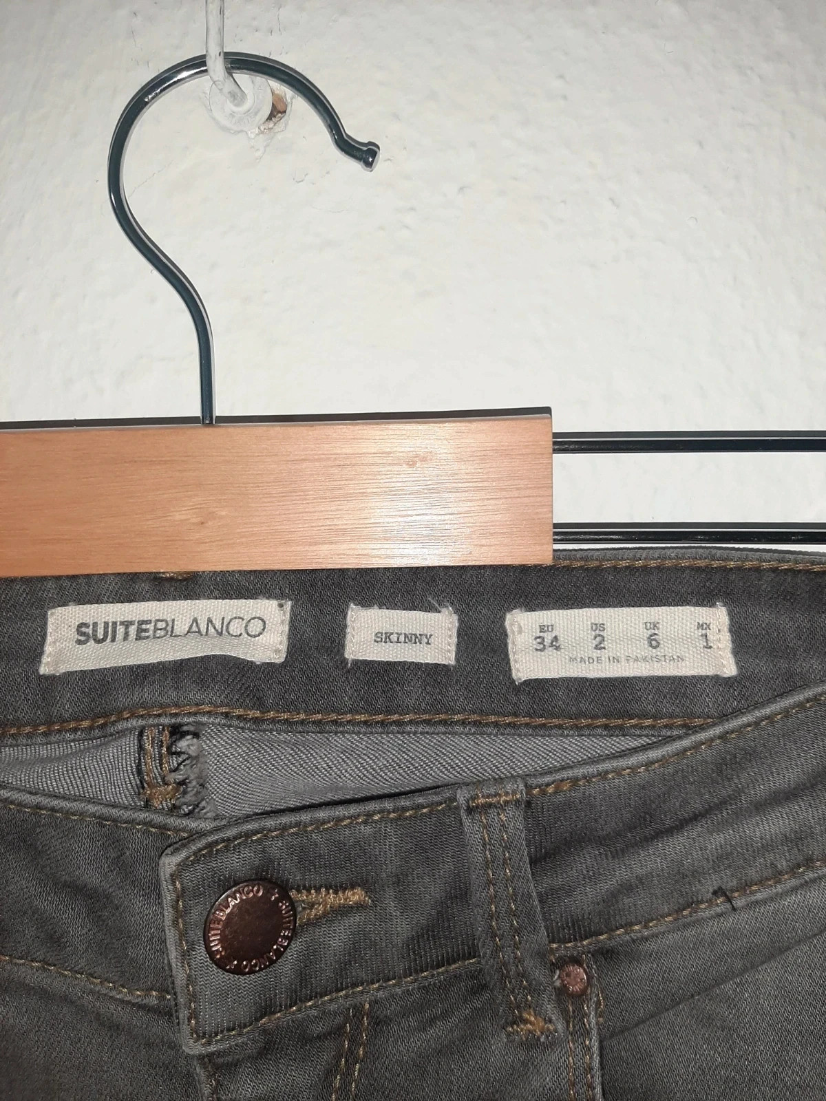 Pantalón gris – SuiteBlanco – taille XS / 34 / 6 3