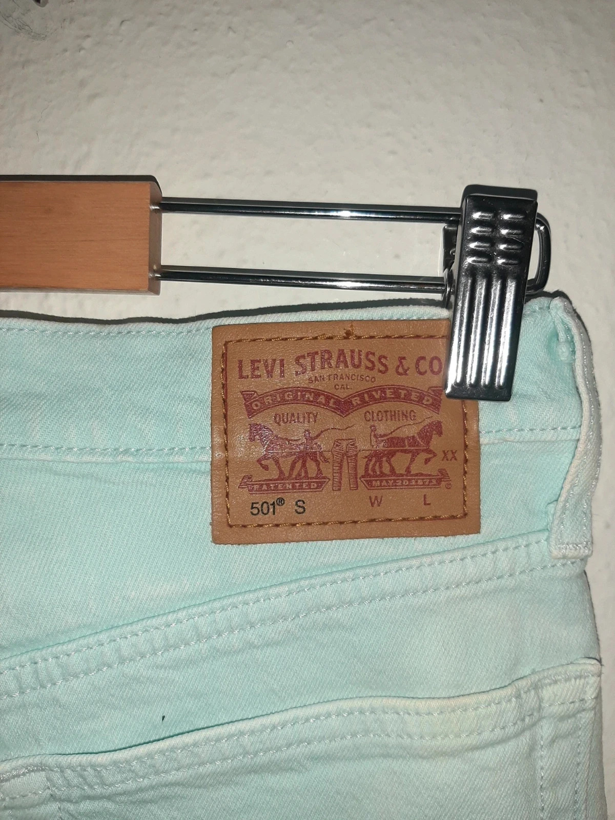 Pantalones Levis – Levi's – taille S / 36 / 8 3