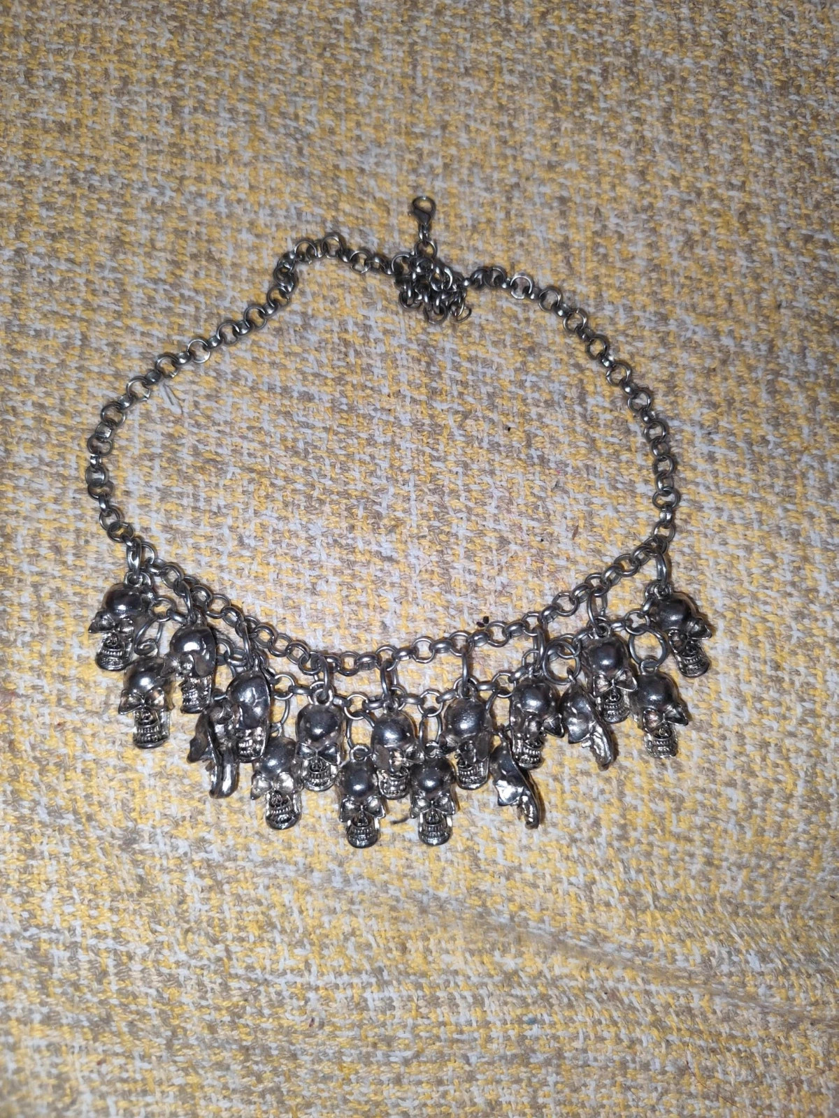 Collar de calavera