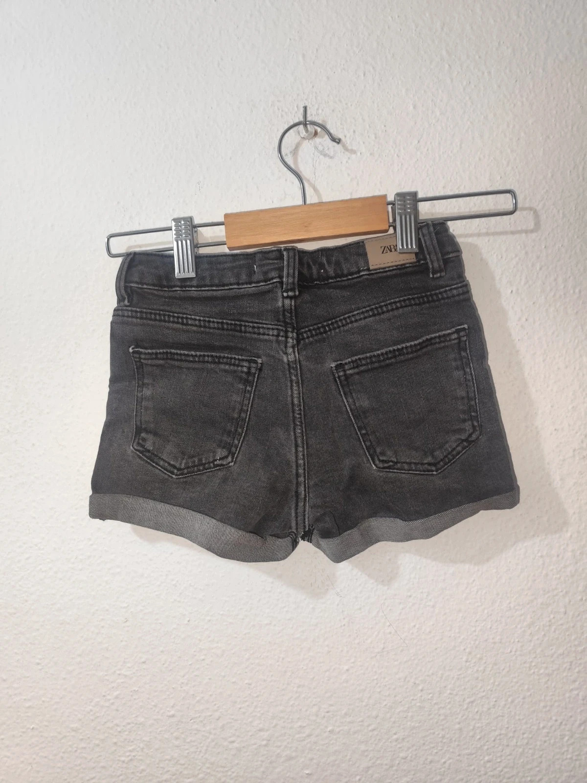 Short vaqueros – Zara – taille 7 ans / 122 cm 2