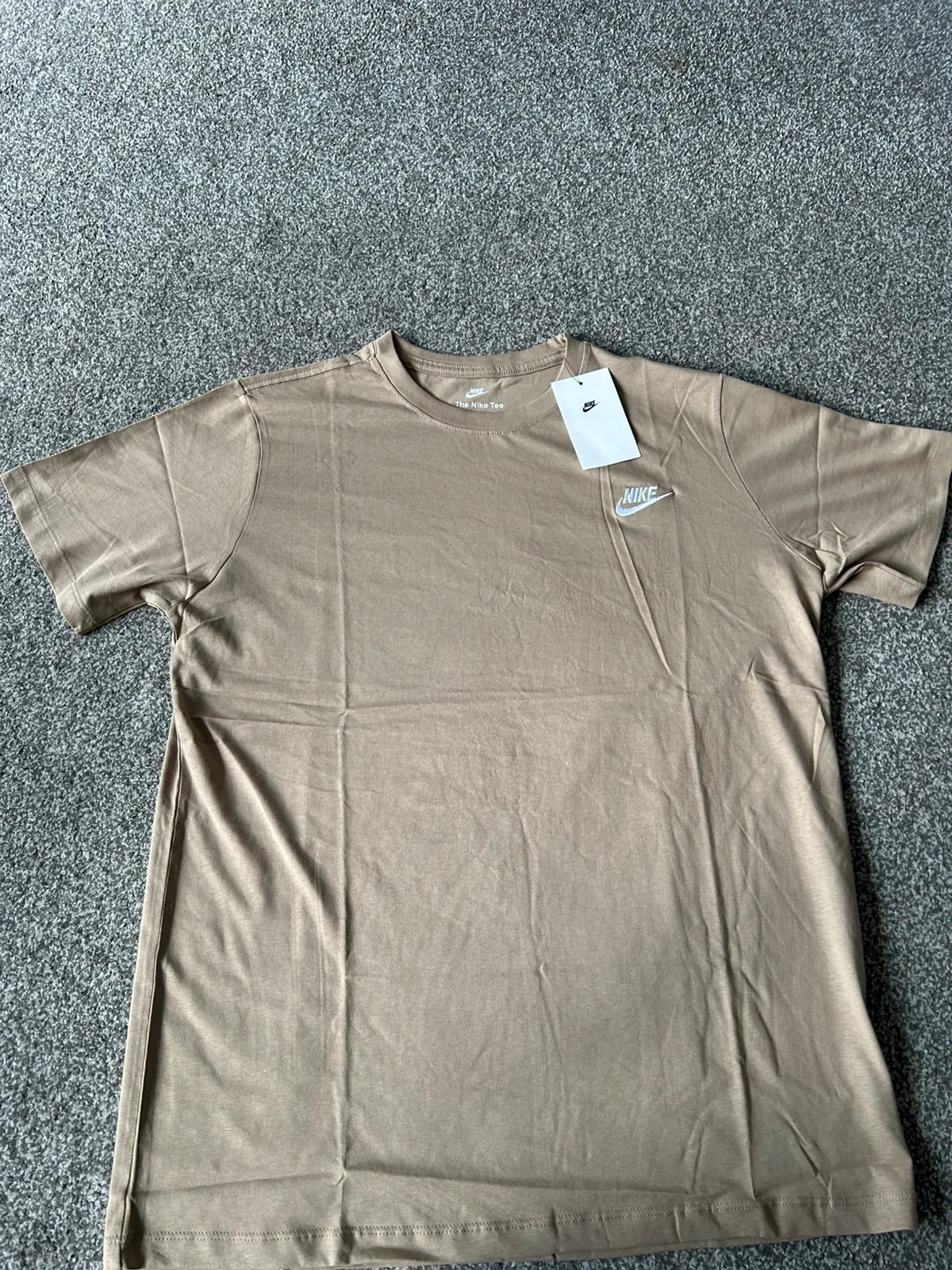 Nike T Shirt In Large – Nike – taille L