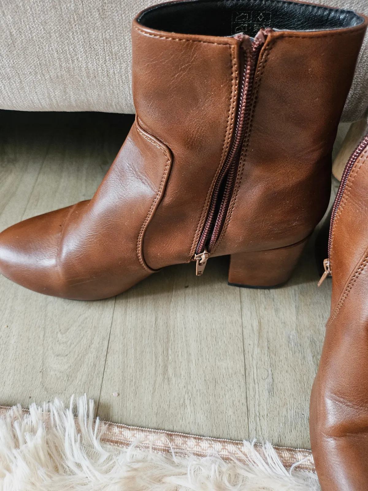 Bottines à talons marron en similicuir – Anna Field – taille EU 39 2