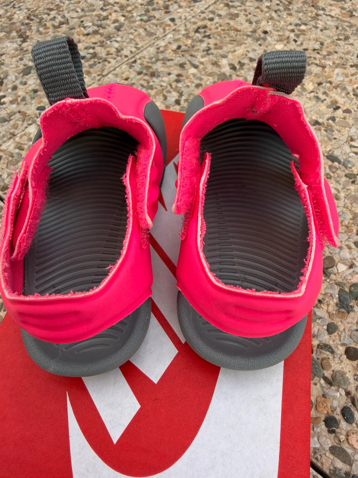 Claquette Nike – Nike – taille 18 2