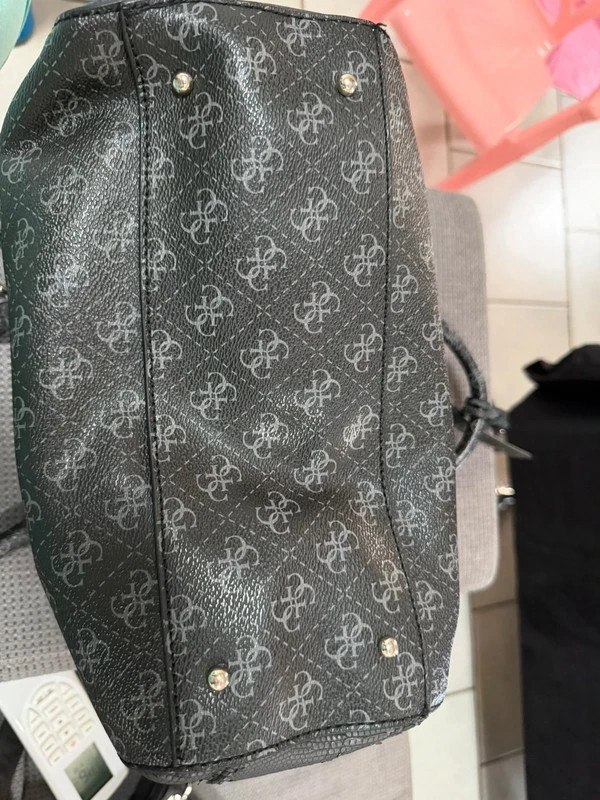 Sac Guess + portefeuille – GUESS 4