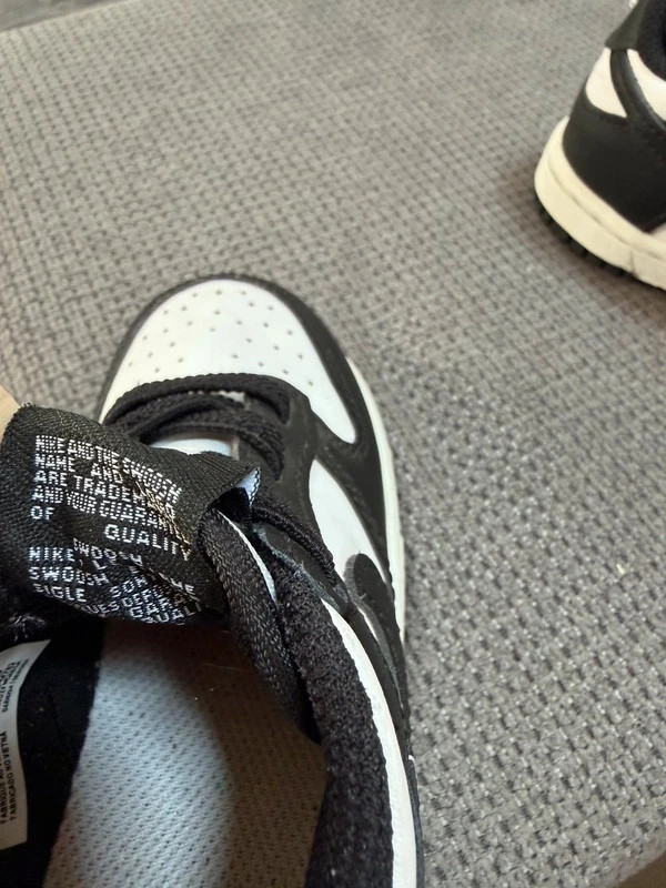 Nike Dunk low enfant – Nike – taille 25 5