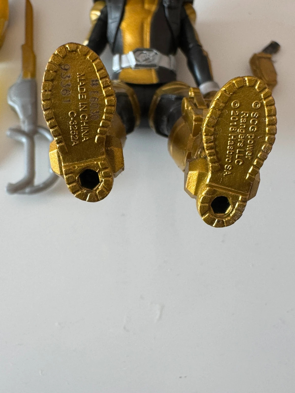 Power Rangers Beast Morphers - Figurine Ranger Or Beast-X - 15 Cm de 2018 – Power Rangers – taille Prématuré, jusqu'à 44cm 3