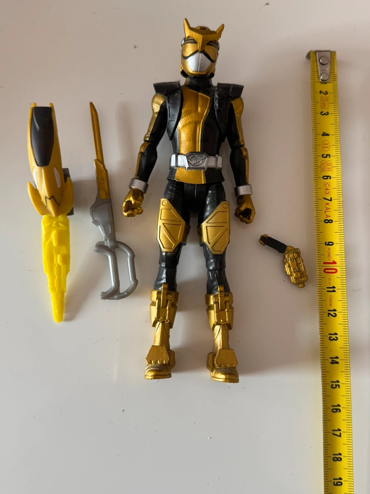 Power Rangers Beast Morphers - Figurine Ranger Or Beast-X - 15 Cm de 2018 – Power Rangers – taille Prématuré, jusqu'à 44cm 4