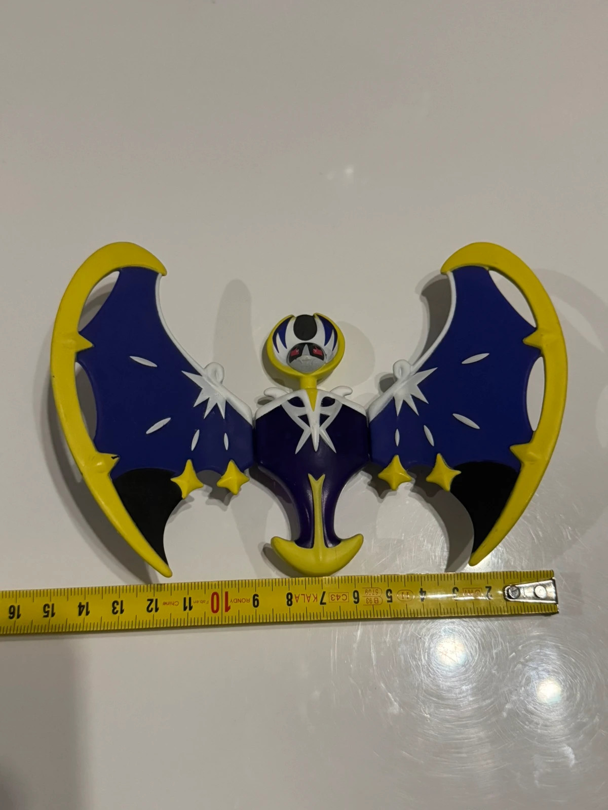 Figurine Pokémon Légendaire Lunala 2017 15cm de large – Pokémon – taille Prématuré, jusqu'à 44cm 4