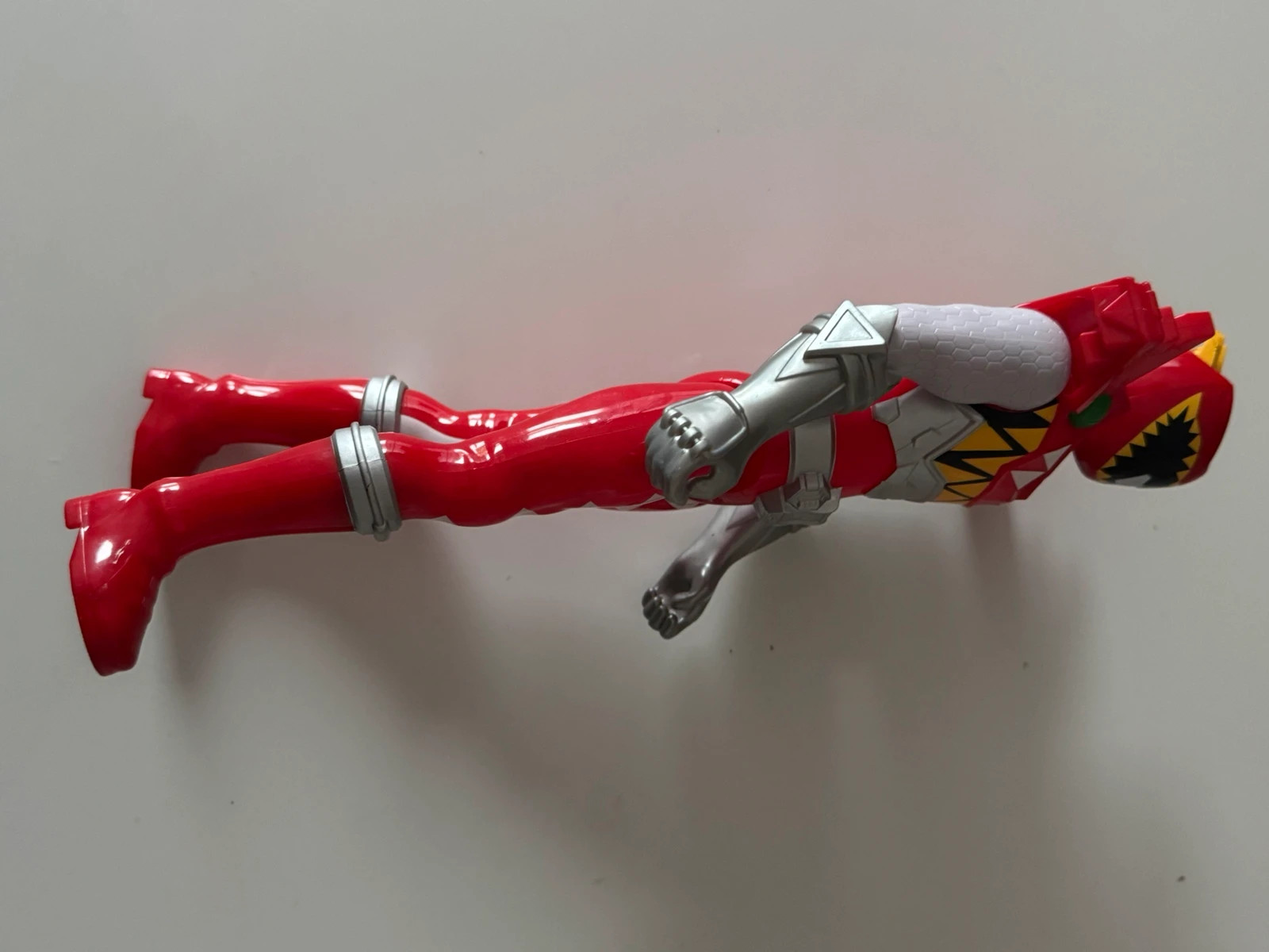 Figurine Power Rangers Dino Charge Rouge T-Rex 30cm – Power Rangers – taille Prématuré, jusqu'à 44cm 4