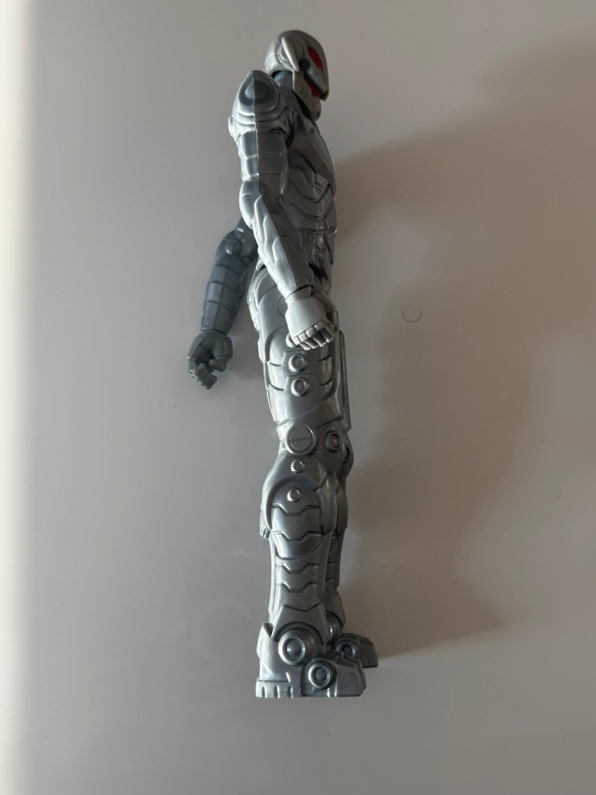Figurine Ultron Marvel 30cm – MARVEL AVENGERS – taille Prématuré, jusqu'à 44cm 4