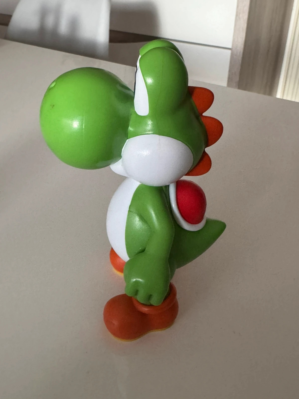 Figurine Yoshi Mario Nintendo 16cm rigide – Nintendo – taille Prématuré, jusqu'à 44cm 2