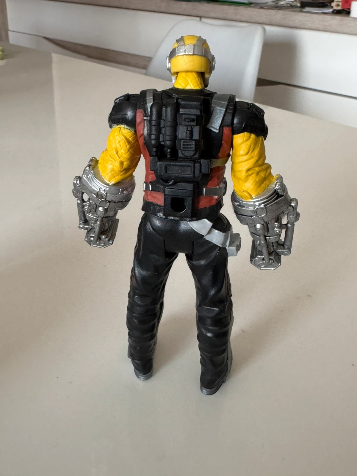 Figurine articulée Hasbro Marvel Shocker Spider Man Homecoming 15cm – MARVEL AVENGERS – taille Prématuré, jusqu'à 44cm 3