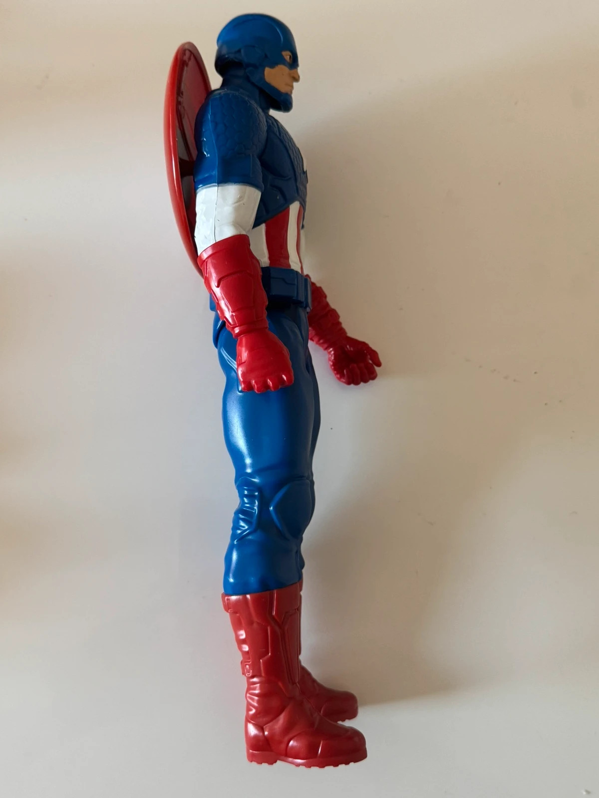 Figurine Capitaine America Marvel articulée et bouclier amovible 30cm – MARVEL AVENGERS – taille Prématuré, jusqu'à 44cm 4