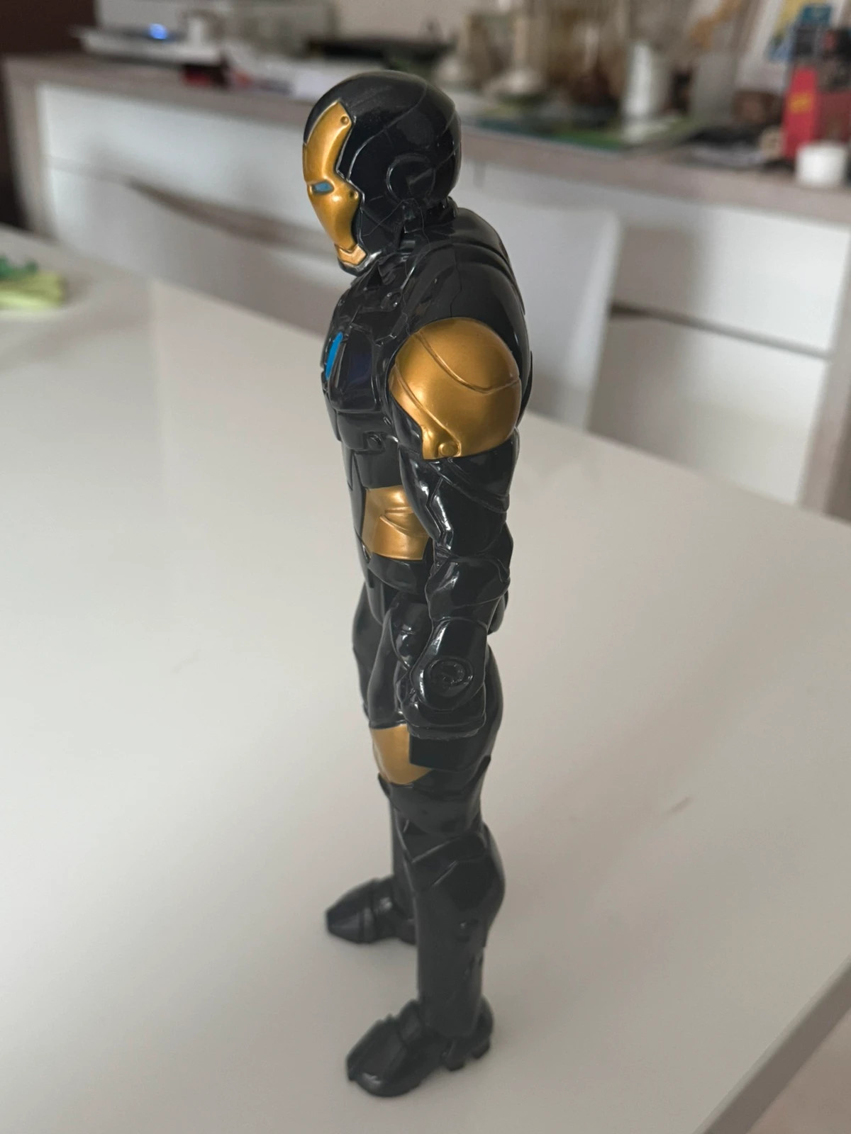Figurine Iron Man Black Titan héros 30cm Avengers Marvel Hasbro – MARVEL AVENGERS – taille Prématuré, jusqu'à 44cm 2