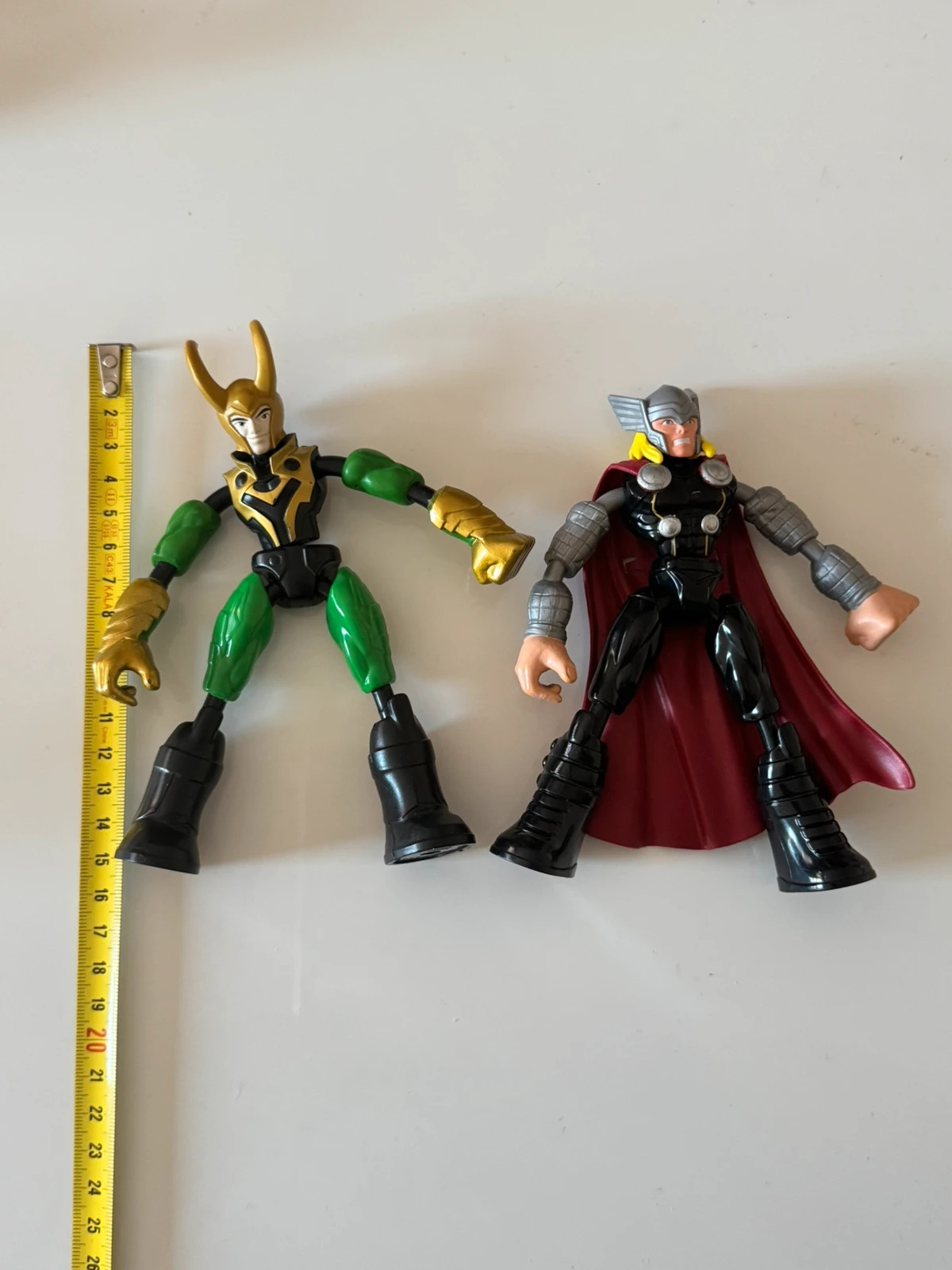Figurine Marvel Avengers Bend and Flex Thor vs. Loki jouets 15cm flexible – MARVEL AVENGERS – taille Prématuré, jusqu'à 44cm 3