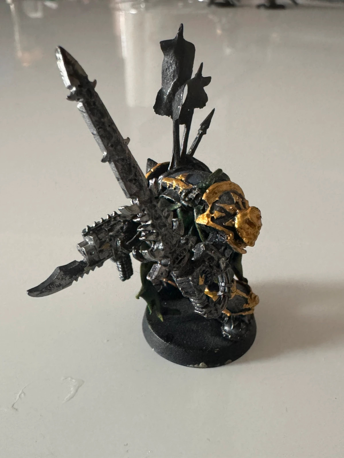 Warhammer 40k Terminator avec drapeau et cape Iron Warriors Chaos en métal – Warhammer 2
