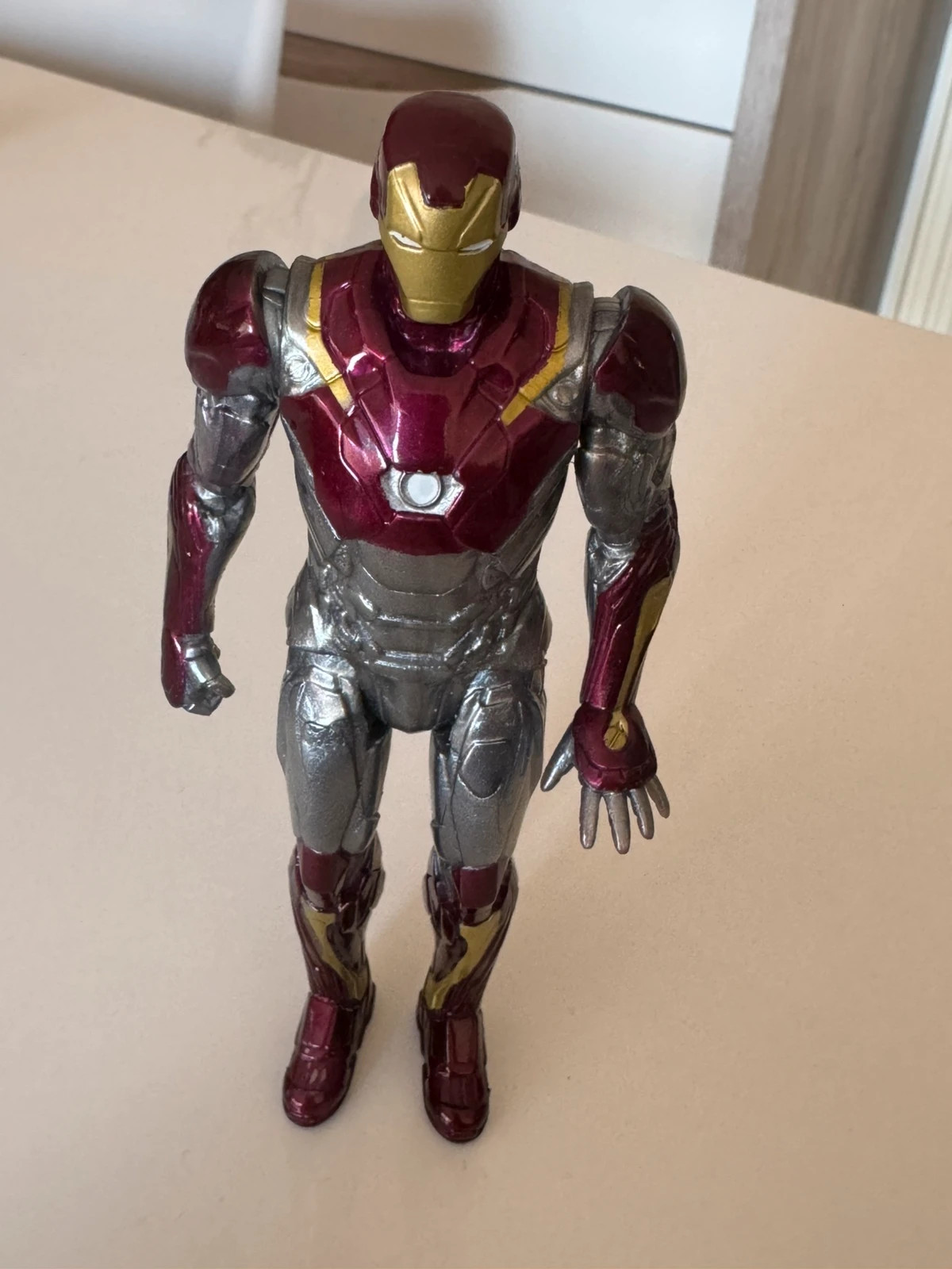 Figurine Iron Man Hasbro Marvel 2017 – MARVEL AVENGERS – taille Prématuré, jusqu'à 44cm 2