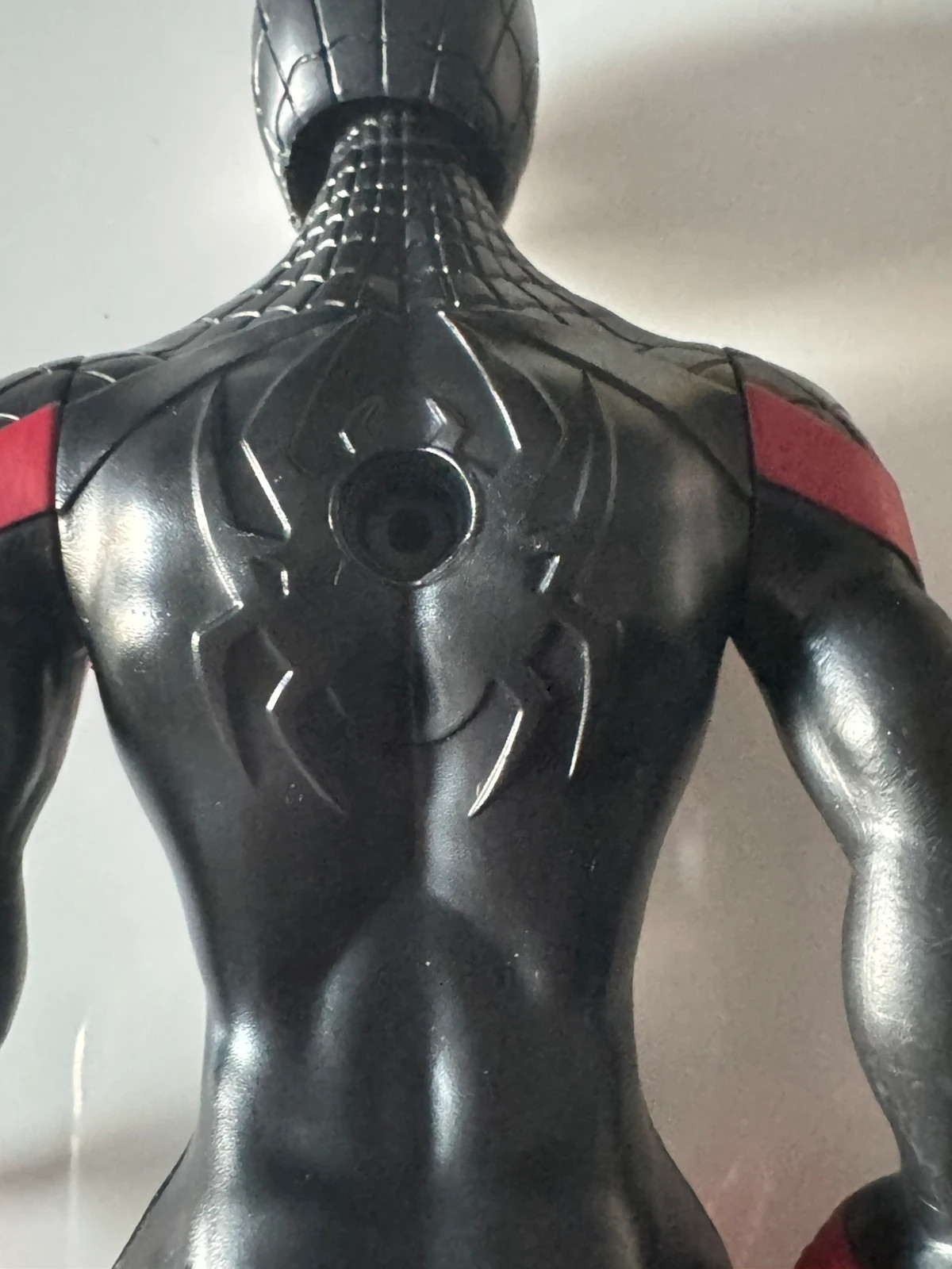 Figurine Miles Morales Spiderman Noir 24cm – MARVEL AVENGERS – taille Prématuré, jusqu'à 44cm 3