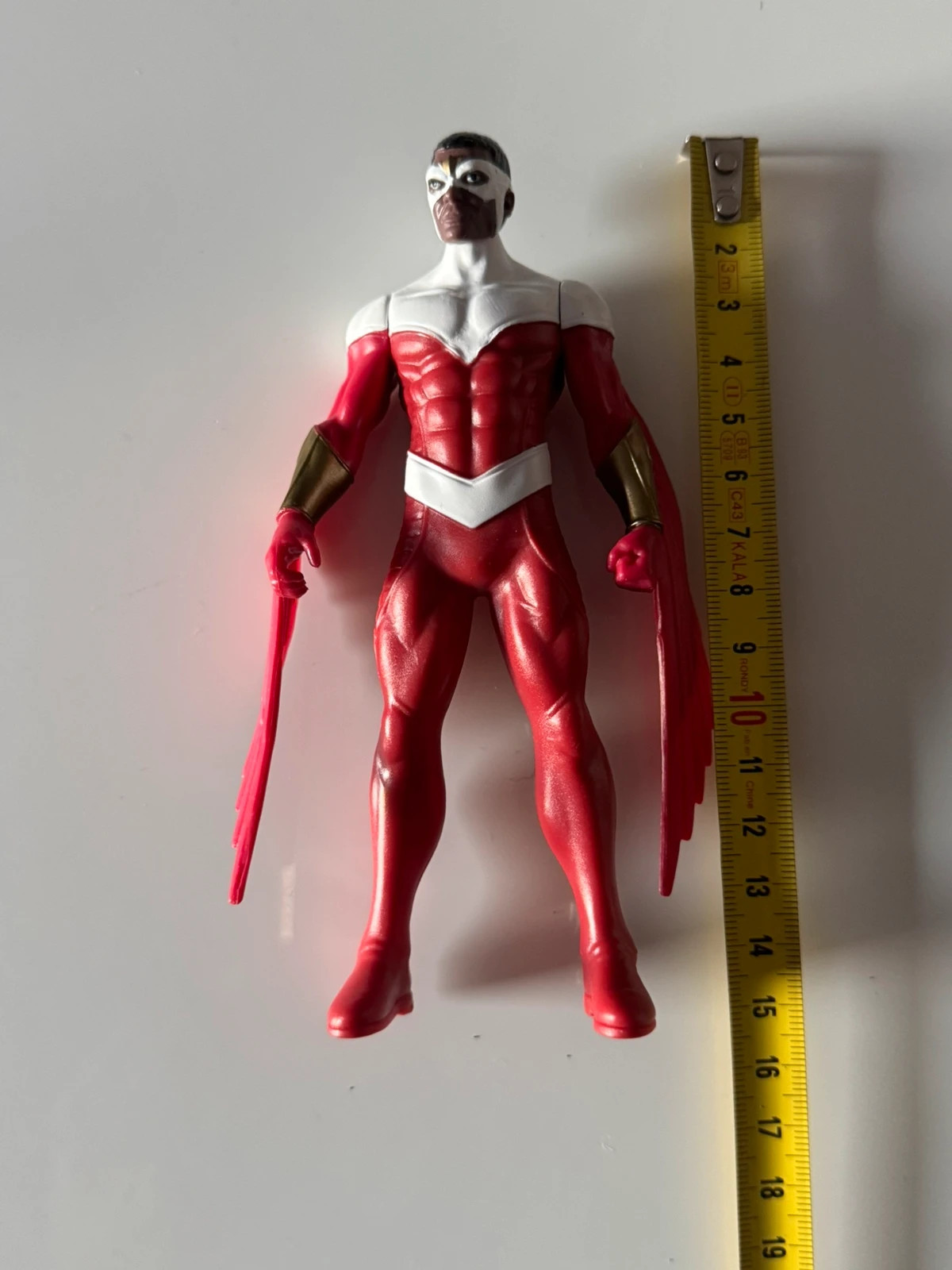 Figurine Falcon Maverl Avengers 15cm – MARVEL AVENGERS – taille Prématuré, jusqu'à 44cm 5