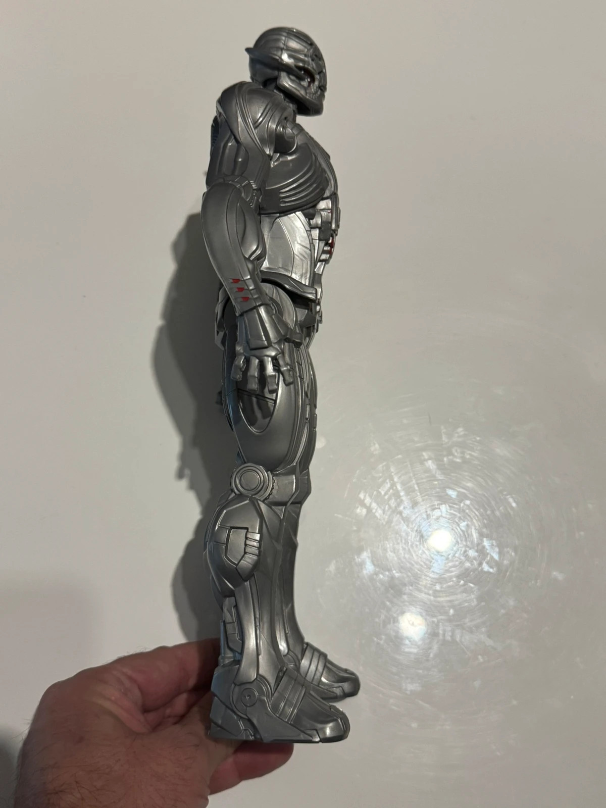 Figurine Ultron Marvel Avengers 2015 électronique lumineux et parlant – MARVEL AVENGERS – taille Prématuré, jusqu'à 44cm 5