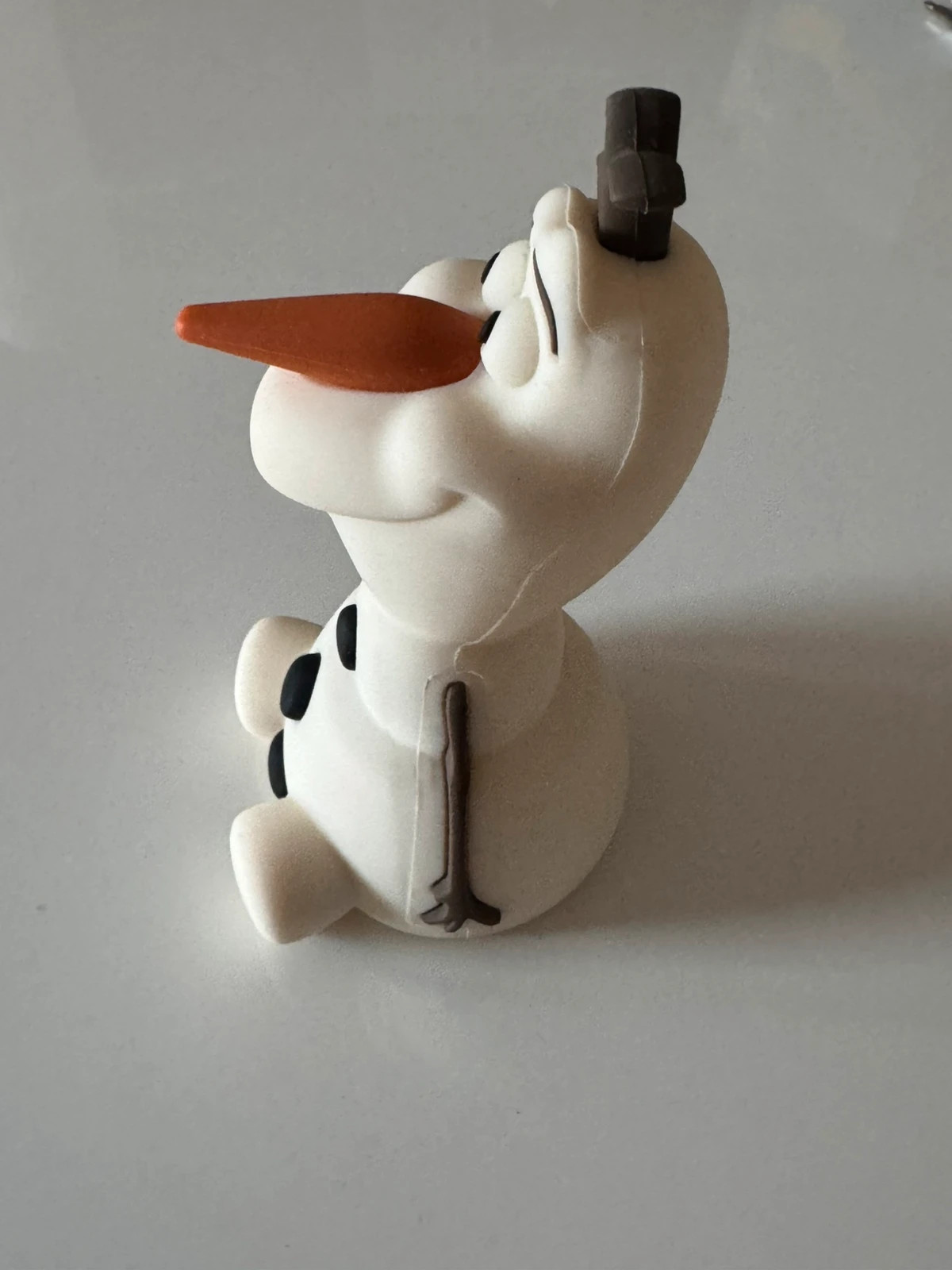 Figurine Olaf Disney veilleuse Philips 15cm – ØLÅF – taille Prématuré, jusqu'à 44cm 4