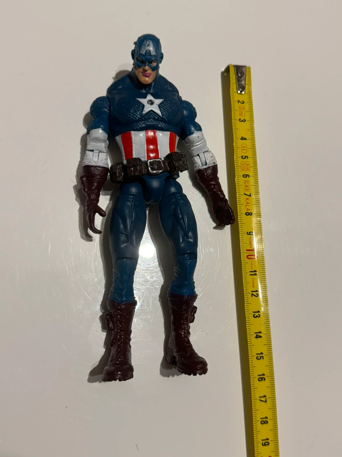 Figurine capitaine America 2011 – MARVEL AVENGERS – taille Prématuré, jusqu'à 44cm 3
