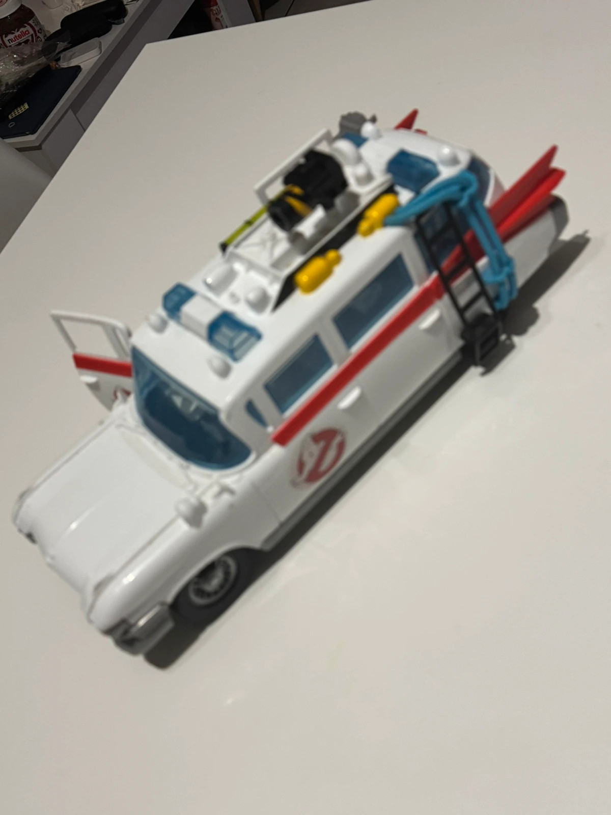 Voiture Ecto-1 Ghostbusters et deux figurines – Ghostbusters – taille Prématuré, jusqu'à 44cm 3