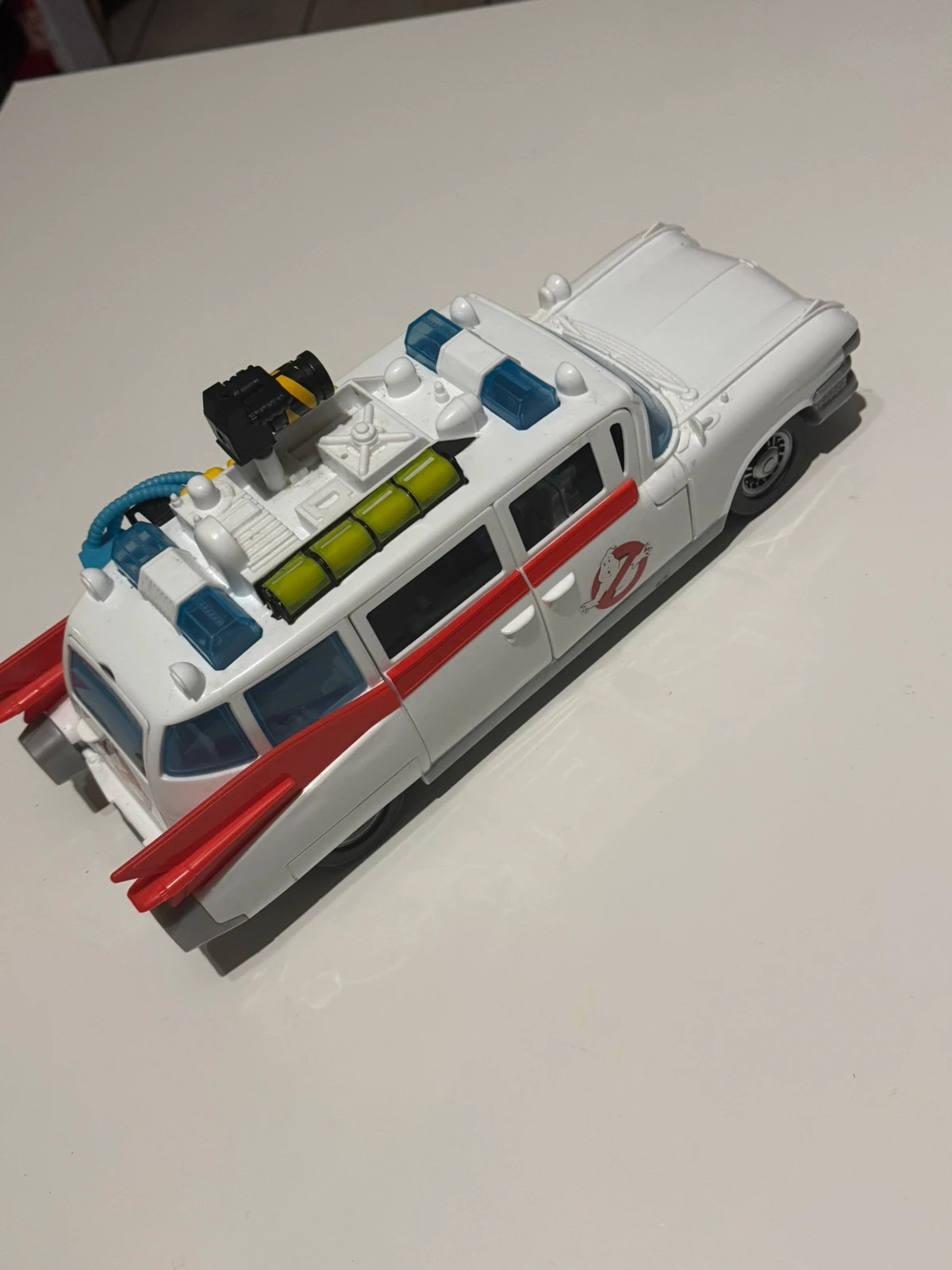 Voiture Ecto-1 Ghostbusters et deux figurines – Ghostbusters – taille Prématuré, jusqu'à 44cm 5