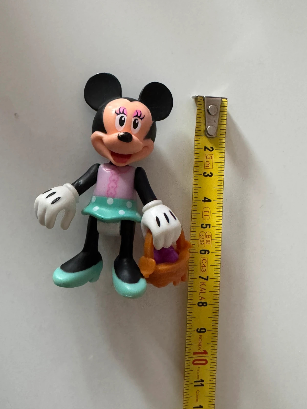 Figurine Minnie Mousse avec panier – Disney – taille Prématuré, jusqu'à 44cm 5