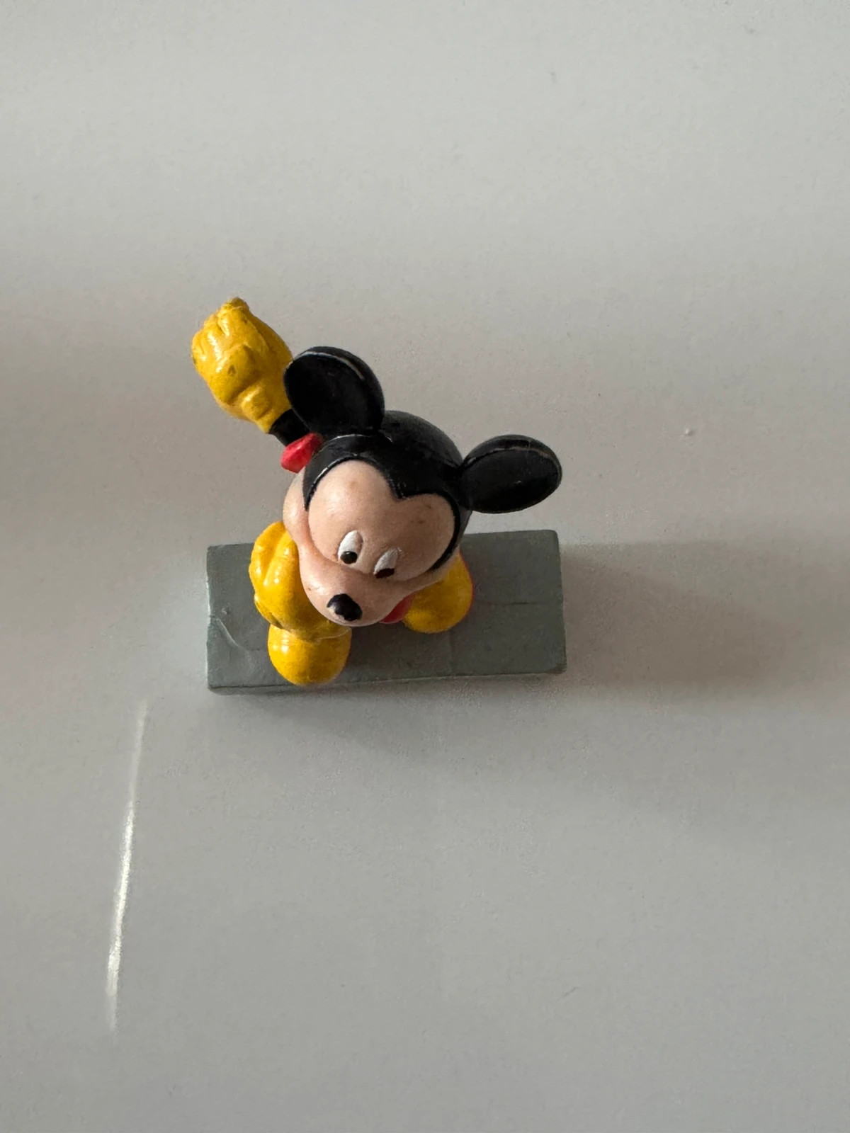 Figurine Mickey Mousse patins à roulettes – Disney – taille Prématuré, jusqu'à 44cm 5