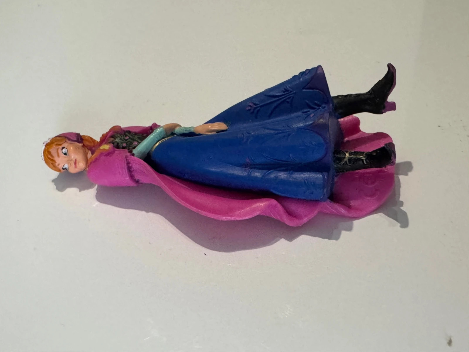 Figurine Anna Reine des Neiges 10cm – Frozen – taille Prématuré, jusqu'à 44cm 2