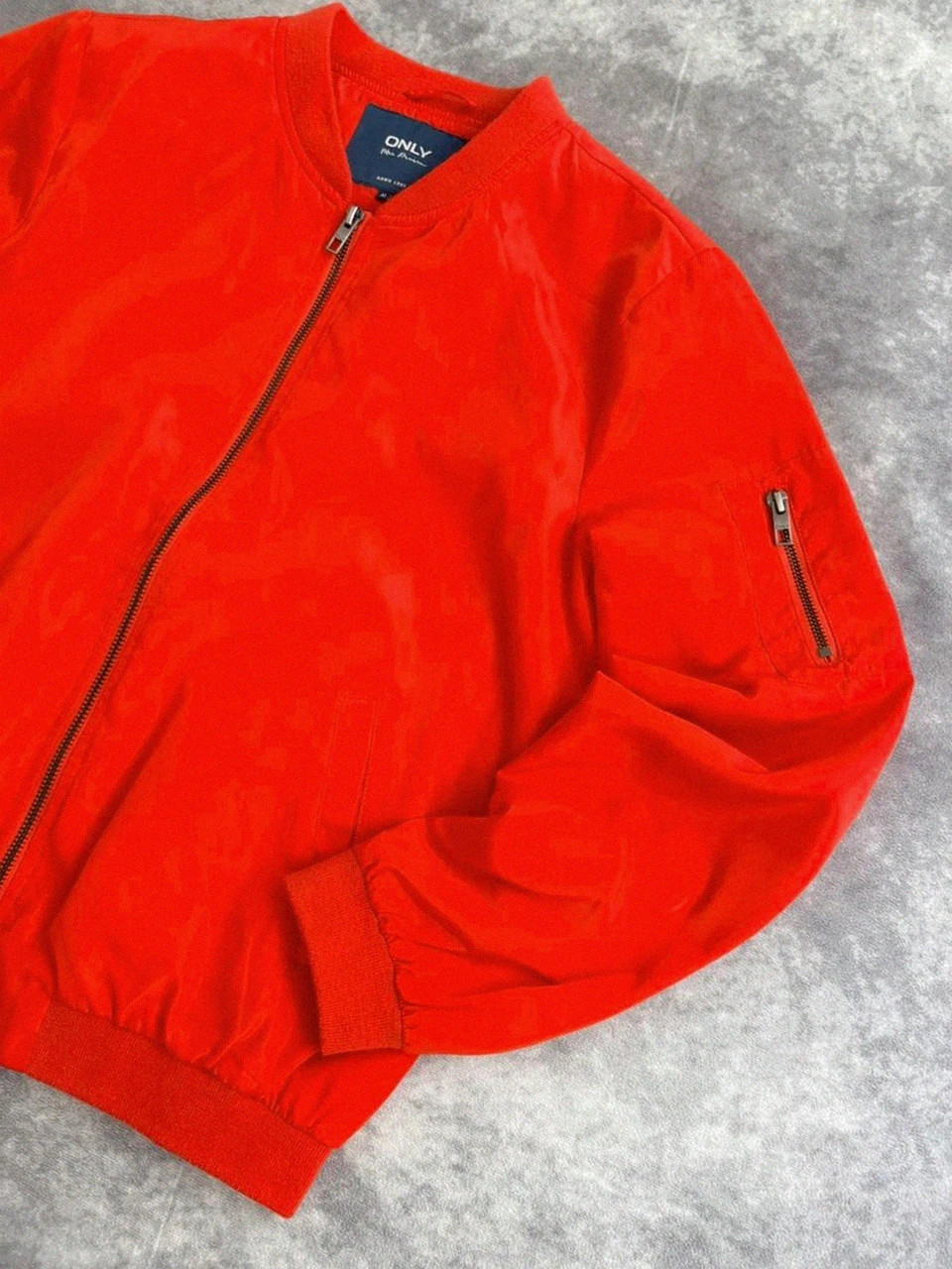 Lightweight Bomber Jacket Bright Red Casual Outerwear Only Brand Zipper Pockets Spring Fashion🌺 – ONLY – taille S 3