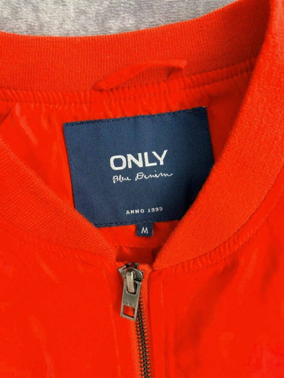 Lightweight Bomber Jacket Bright Red Casual Outerwear Only Brand Zipper Pockets Spring Fashion🌺 – ONLY – taille S 4