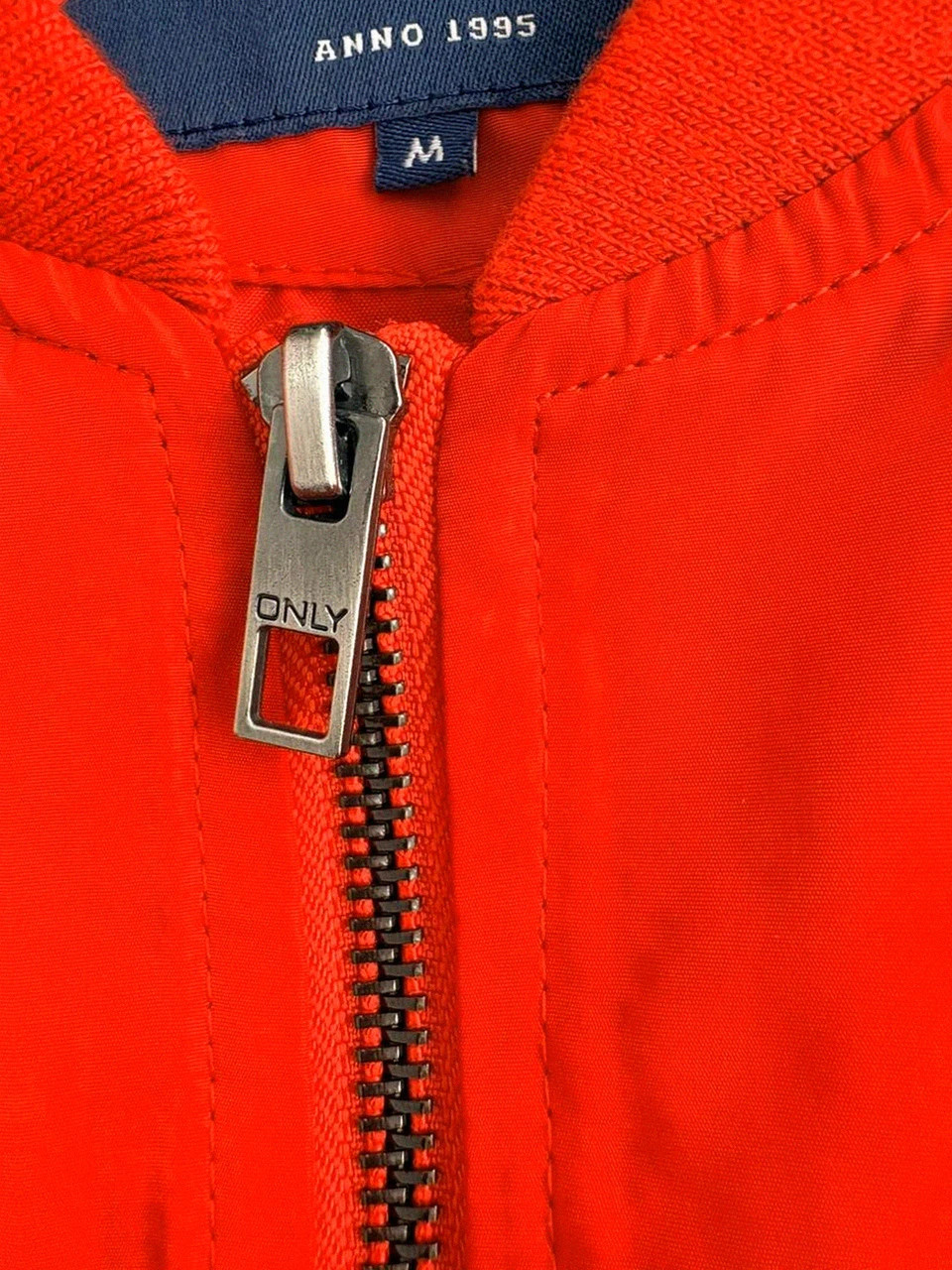 Lightweight Bomber Jacket Bright Red Casual Outerwear Only Brand Zipper Pockets Spring Fashion🌺 – ONLY – taille S 5