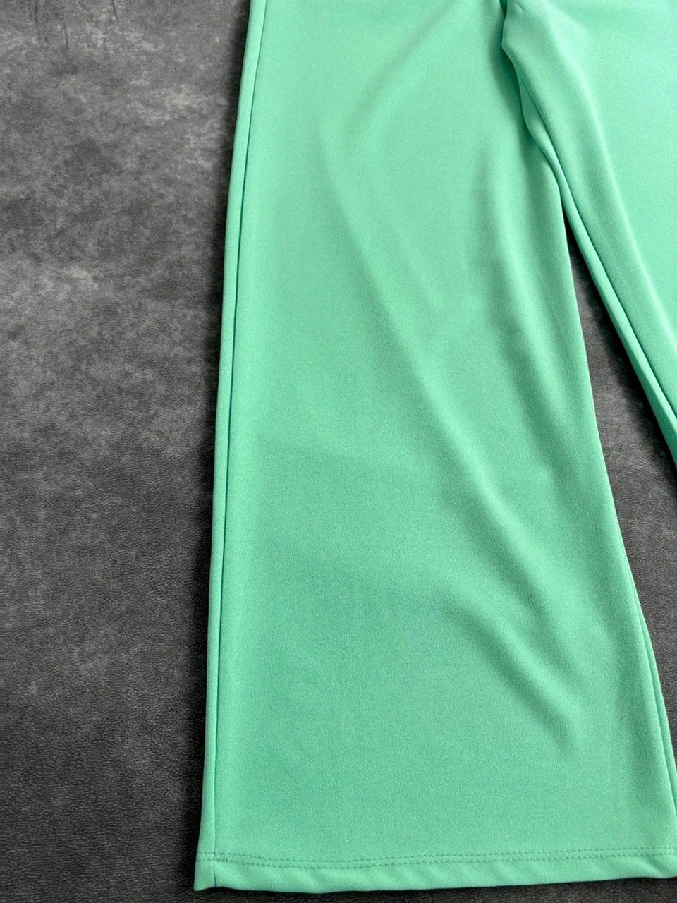 Palazzo Pants Mint Green High-Waisted with Button Detail🌺 – Vintage Dressing – taille M / 38 / 10 2