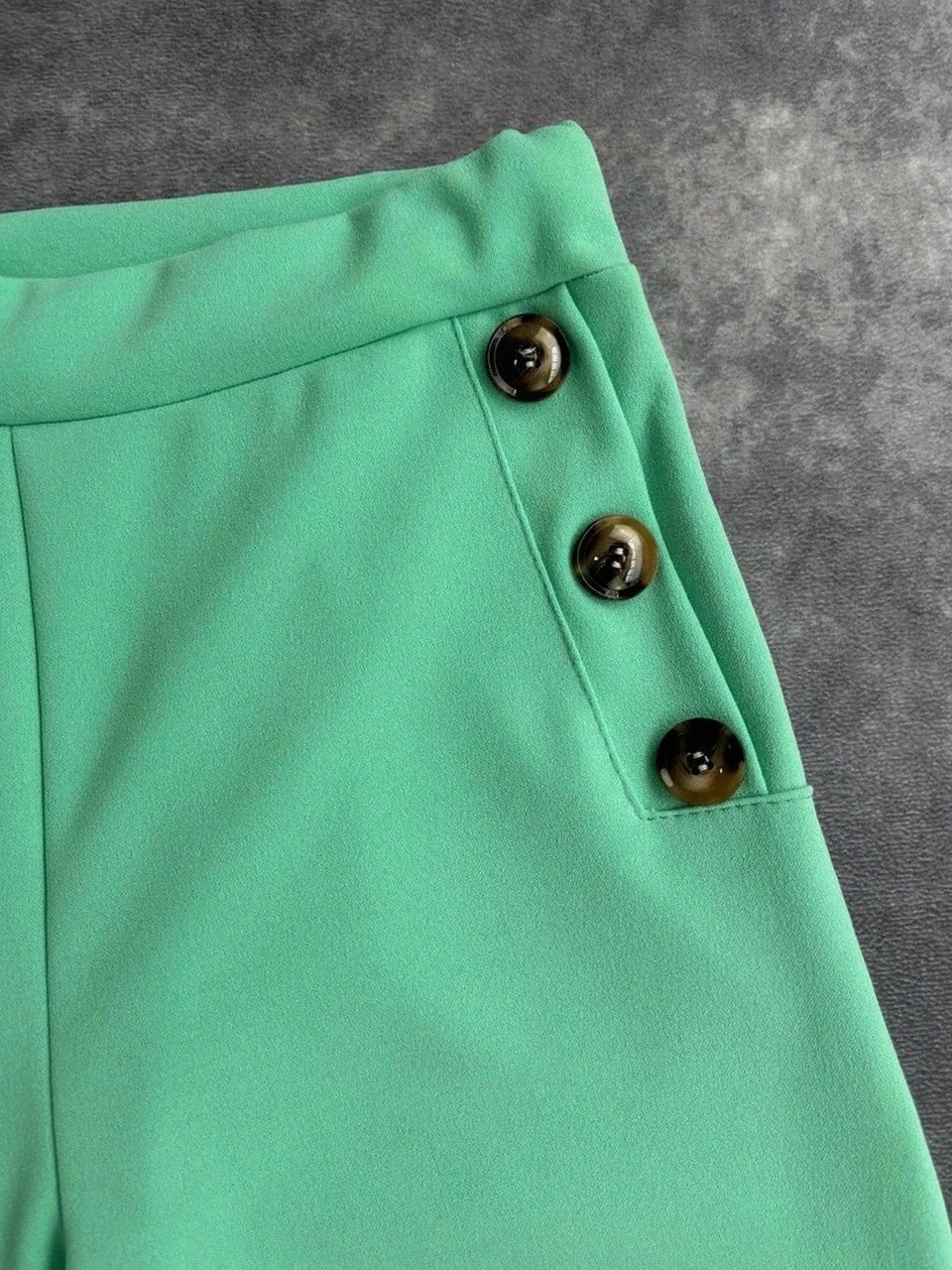 Palazzo Pants Mint Green High-Waisted with Button Detail🌺 – Vintage Dressing – taille M / 38 / 10 5