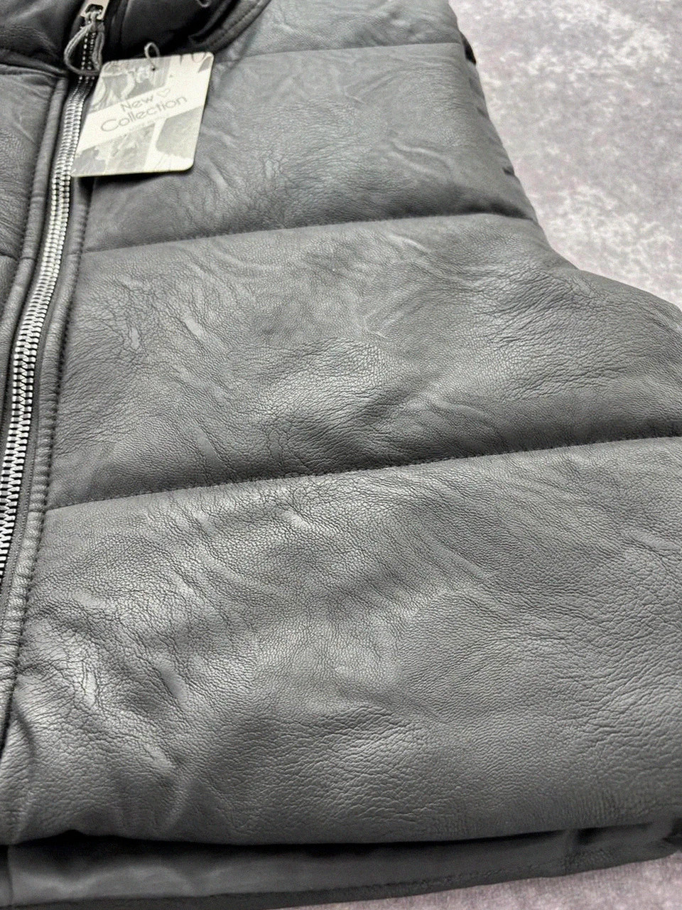 Puffer Vest Black Sleeveless Jacket Vegan Leather Quilted Faux Padded Gilet Streetwear 🌺 – Vintage Dressing – taille L / 40 / 12 3