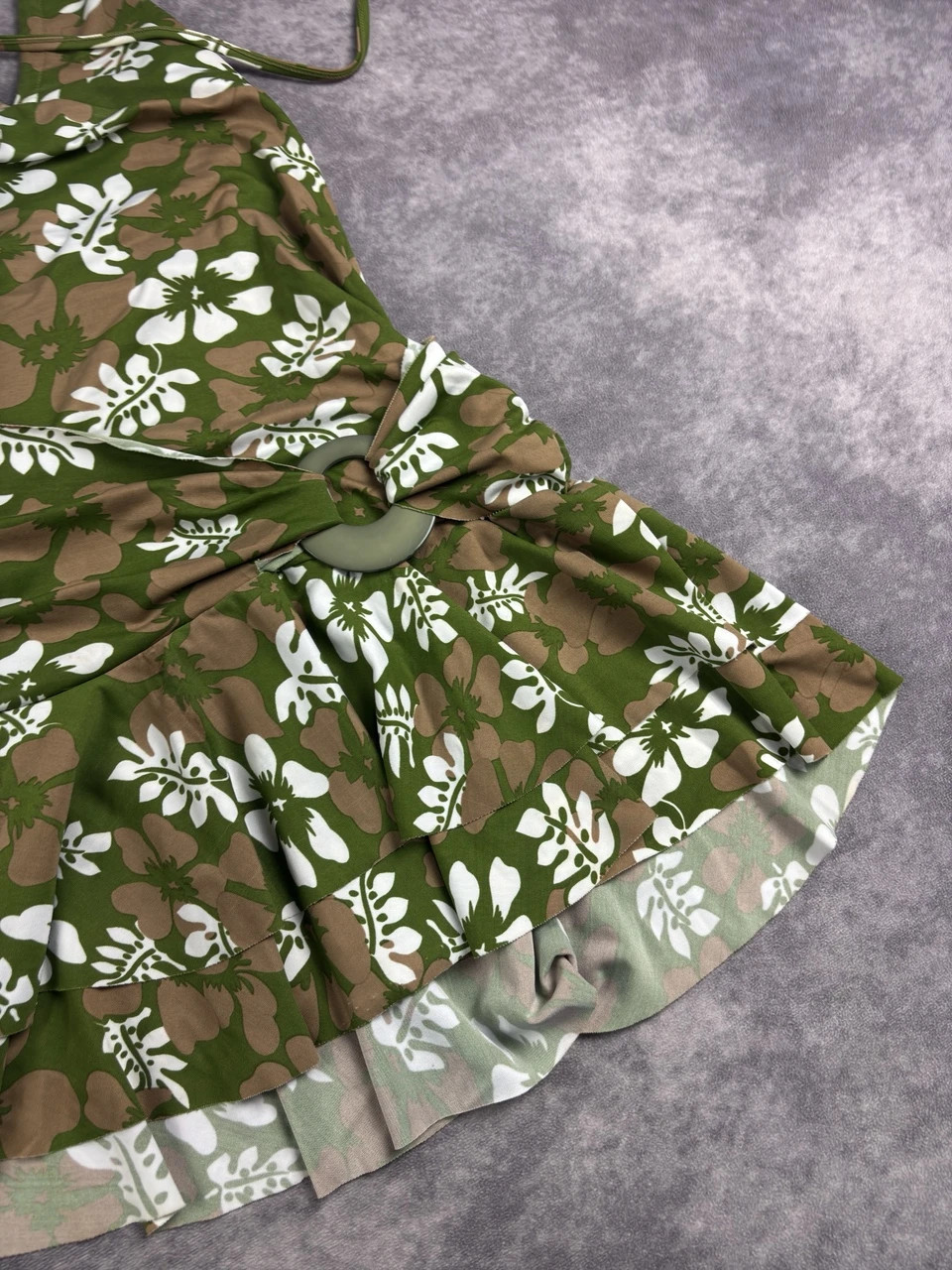 Green Floral Halter Mini Dress Y2K Ruched Ring Detail – Vintage Dressing – taille Taille unique 2