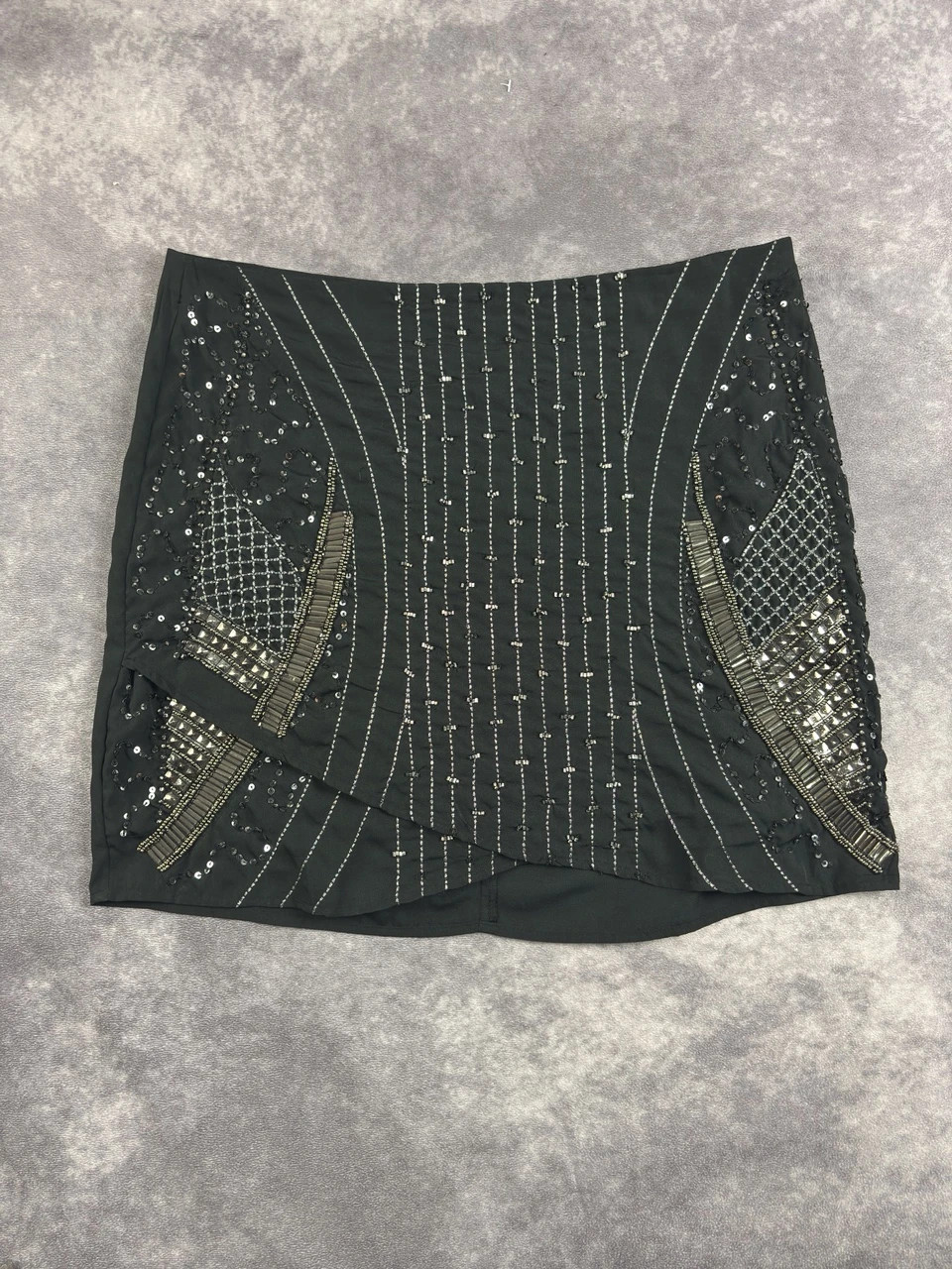 Black Beaded Embellished Mini Skirt Y2K Party Evening Size 42 – Vintage Dressing – taille XL / 42 / 14